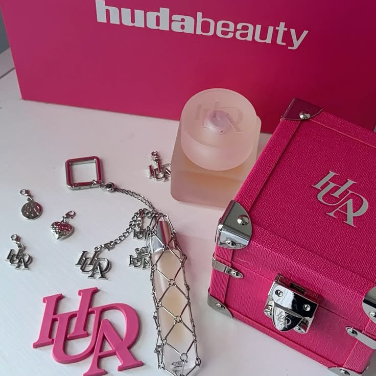HUDA BEAUTY