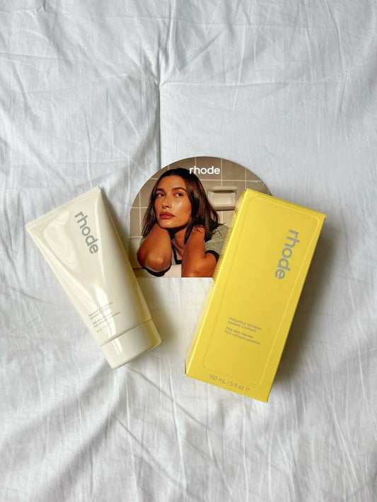rhode pineapple refresh cleanser